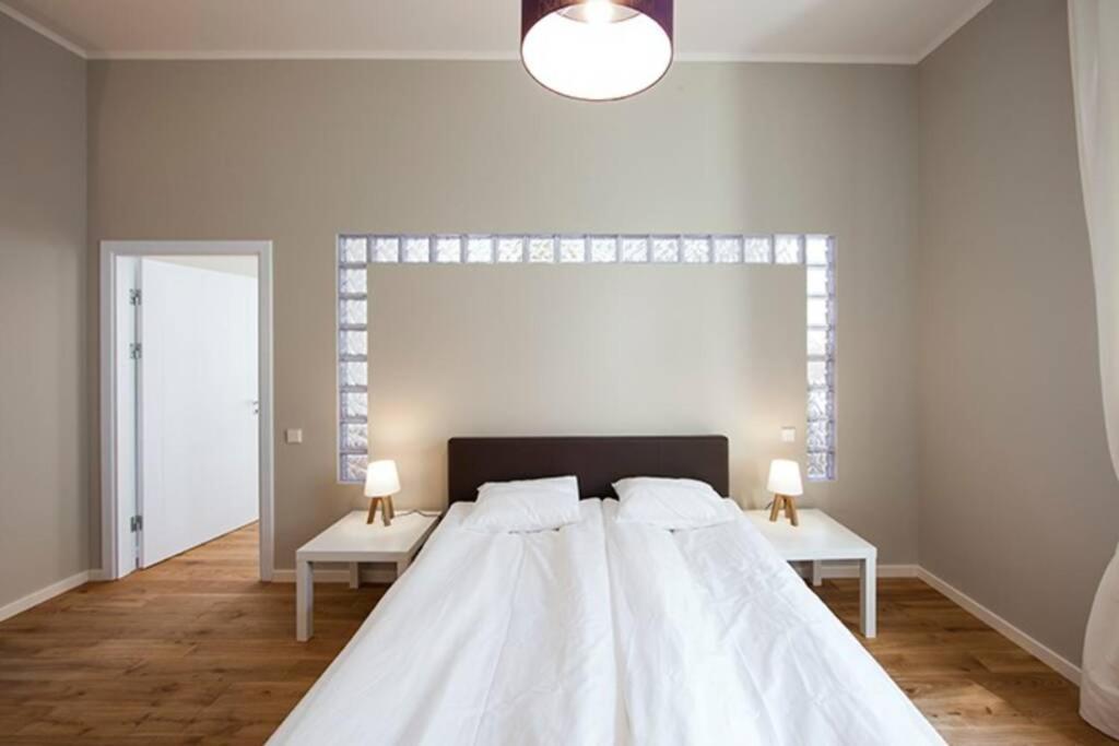 Modern & Spacious 80M2 Apartment In Riga Old Town Extérieur photo