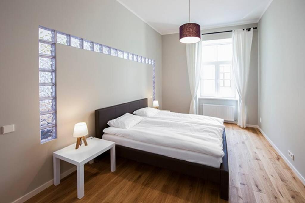 Modern & Spacious 80M2 Apartment In Riga Old Town Extérieur photo