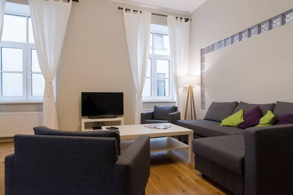 Modern & Spacious 80M2 Apartment In Riga Old Town Extérieur photo